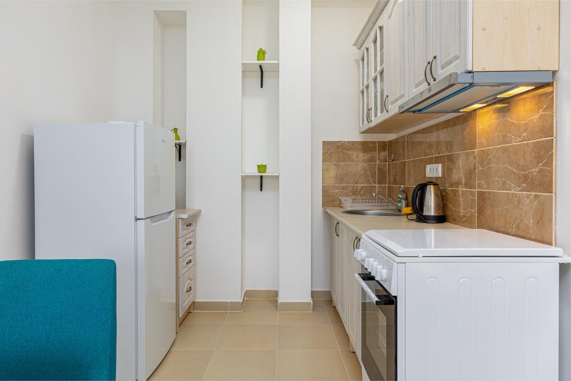 Apartments Lustica Radovici Bilik gambar